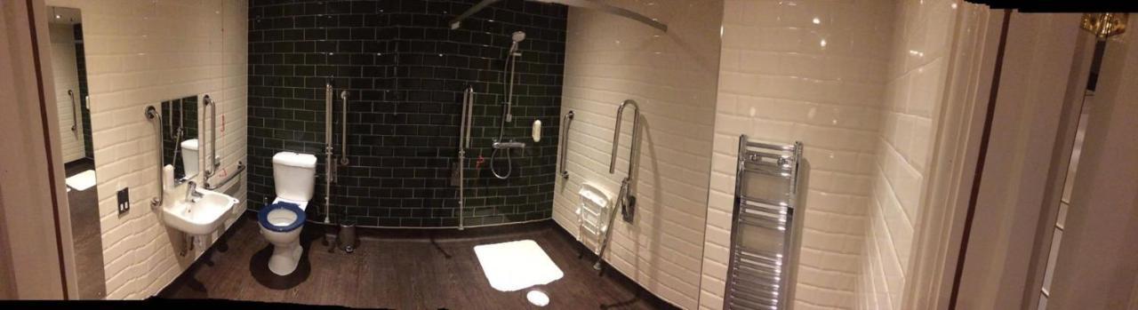ברקון The George Hotel Wetherspoon מראה חיצוני תמונה